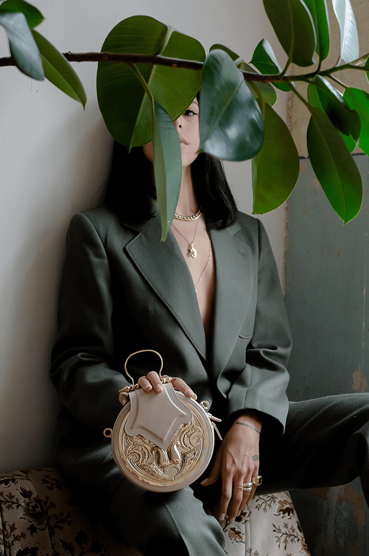 Dome Plate Beige Gold